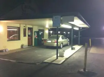 Budget Inn Caravan Motel 7
